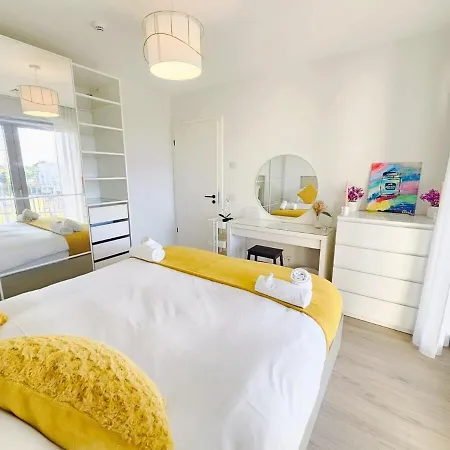 Appartement 2br Flat W Terrace&parking-cd11 *