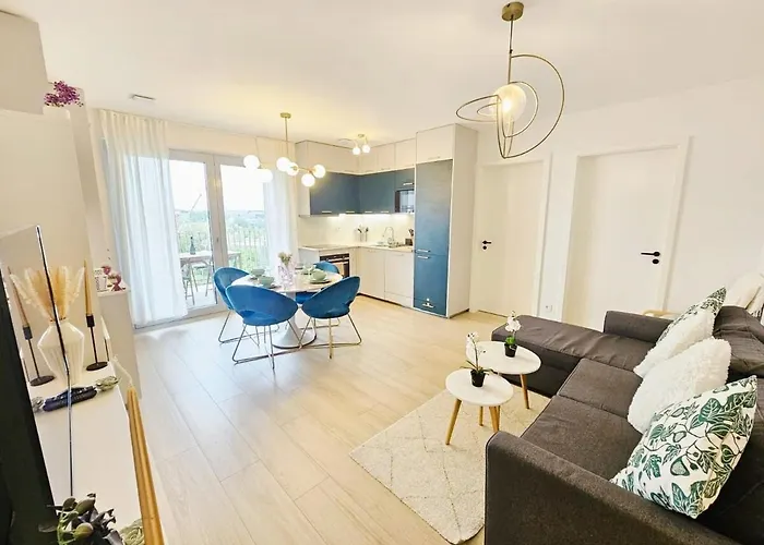 2br Flat W Terrace&parking-cd11 *