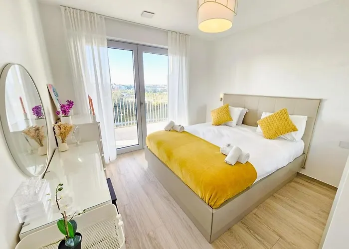 2br Flat W Terrace&parking-cd11 公寓