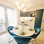 Appartement 2br Flat W Terrace&parking-cd11 *